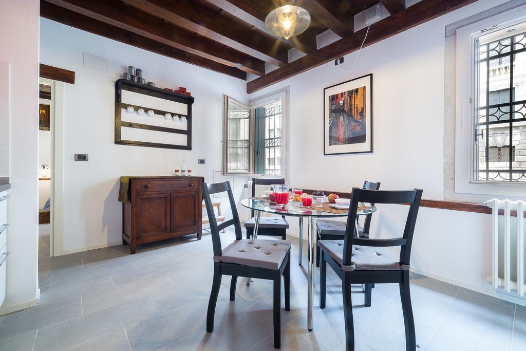 Ve.N.I.Ce Cera Casa Santo Stefano Apartamento Veneza Exterior foto